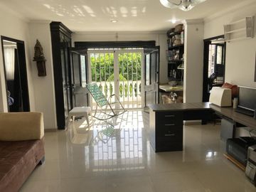 casa en venta en el tabor. Cod V102247