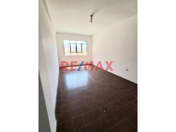 ✨ ¡Vive la comodidad y tranquilidad que mereces en un departamento en tercer piso ubicado en calle Manuel Pardo N°180! ✨

📍 Ubicación: Mercado Model