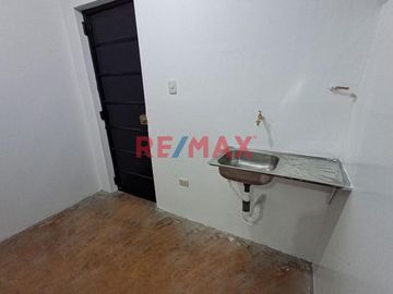 ✨ ¡Vive la comodidad y tranquilidad que mereces en un departamento en tercer piso ubicado en calle Manuel Pardo N°180! ✨

📍 Ubicación: Mercado Model
