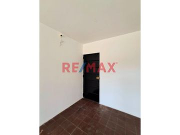 ✨ ¡Vive la comodidad y tranquilidad que mereces en un departamento en tercer piso ubicado en calle Manuel Pardo N°180! ✨

📍 Ubicación: Mercado Model