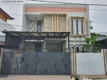 Rumah Wisma Permai STRATEGIS, CARPORT 2