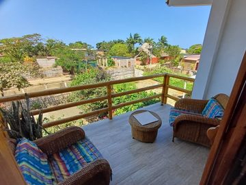 Puerto Lopez - Dream Villa/AIRBNB: Se Vende Casa Cerca del Mar en Puerto Lopez
