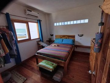 Puerto Lopez - Dream Villa/AIRBNB: Se Vende Casa Cerca del Mar en Puerto Lopez