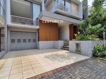 Disewakan Rumah Cantik Semi Furnished Di Sektor 7 Bintaro