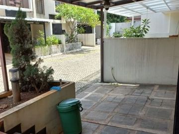 Rumah di Jagakarsa, 2Lt, Furnish, dlm Cluster di M Kahfi 1