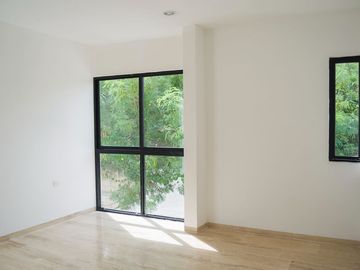 Casa en preventa en privada con amenidades en Santa Gertrudis Copo