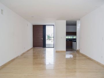 Casa en preventa en privada con amenidades en Santa Gertrudis Copo