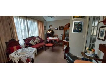 Vende casa  sector sorvicenta