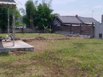 Tanah bonus gudang Cileungsi pinggir jalan raya Narogong
