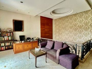 RUMAH BAGUS at Jl GAHARU, CIPETE, JAKSEL (SANGAT MENARIK)