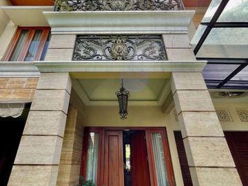 RUMAH BAGUS at Jl GAHARU, CIPETE, JAKSEL (SANGAT MENARIK)