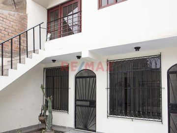 ¿Buscas una casa espaciosa, bien ubicada y lista para convertirse en tu nuevo hogar? ¡Esta es la oportunidad perfecta!

📍 Ubicación Privilegiada:
A