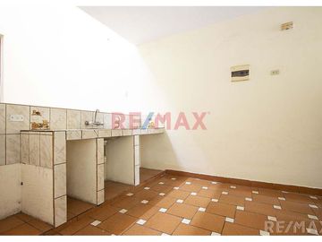 ¿Buscas una casa espaciosa, bien ubicada y lista para convertirse en tu nuevo hogar? ¡Esta es la oportunidad perfecta!

📍 Ubicación Privilegiada:
A