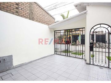 ¿Buscas una casa espaciosa, bien ubicada y lista para convertirse en tu nuevo hogar? ¡Esta es la oportunidad perfecta!

📍 Ubicación Privilegiada:
A