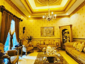 RUMAH BERGAYA CLASSIC MEDITERANIA DI DUREN SAWIT JAKARTA TIMUR