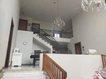 Rumah Mewah SiapHuni di Gegerkalong dkt UPI Ciwaruga PondokHijau BdgUtara