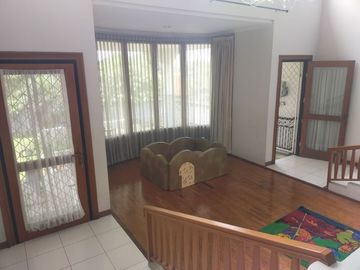 Rumah Mewah SiapHuni di Gegerkalong dkt UPI Ciwaruga PondokHijau BdgUtara