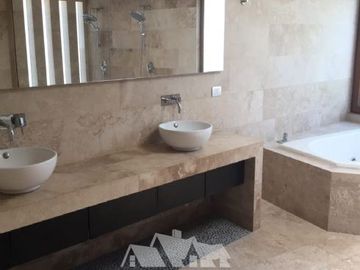 Casa en Venta en SANTUARIO DEL VALLE
