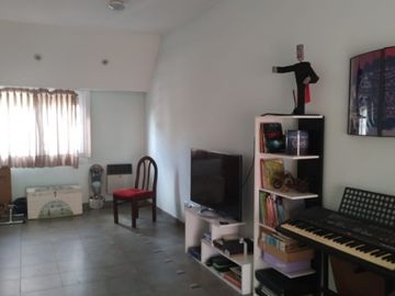 Chalet en venta en Villa Luzuriaga