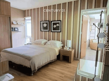Sale Dijual Cepat Rumah Depan Taman Di Senayan Bintaro