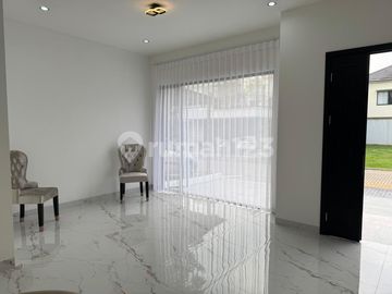 Jual Rumah Mewah Cantik Unik Elegan Nyaman