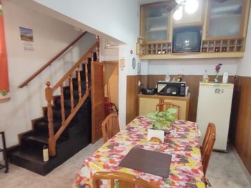 Casa PH en venta en Caseros
