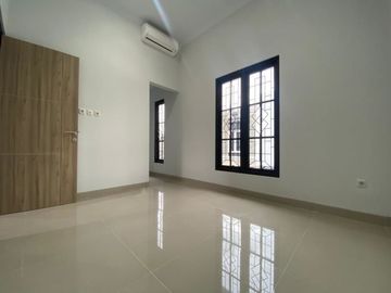 Dijual Rumah Baru Dalam Cluster One Gate