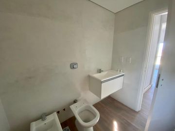 Piso de 4 ambientes - Lanús Oeste