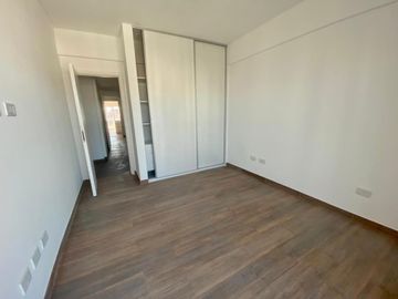Piso de 4 ambientes - Lanús Oeste