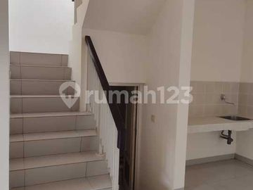 Disewakan Rumah Golf Lake 2 Lantai