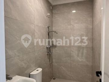 Dijual Rumah Sunter Graha American Classic Uk 4X19 Brand New bisa KPR