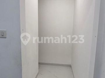 Dijual Rumah Sunter Graha American Classic Uk 4X19 Brand New bisa KPR