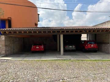 VENTA CASA,  LOMAS HIPÓDROMO