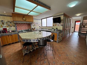 VENTA CASA,  LOMAS HIPÓDROMO