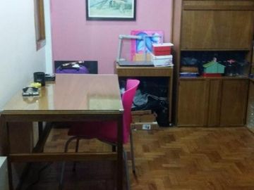 Barbaro Vende Excelente chalet  en San Martin
