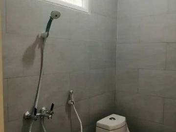 DIJUAL MURAH RUMAH 2 LANTAI SIAP HUNI TLOGOMAS DINOYO KOTA MALANG
