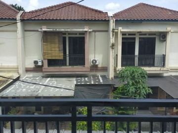 Rumah second 2 lt strategis di Mampang Depok 1,2 M