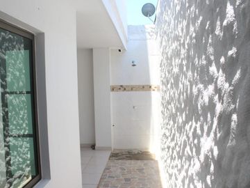 casa en venta en campomar. Cod V25025