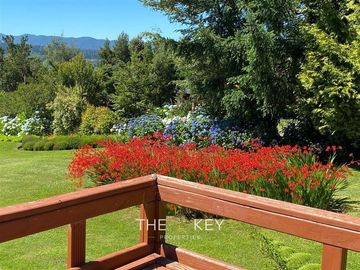 Casa en venta de 16 dorm. en Villarrica