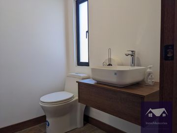 Venta hermosas casas 3 dormitorios, Conjunto Privado, Sector Pifo