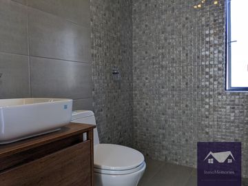 Venta hermosas casas 3 dormitorios, Conjunto Privado, Sector Pifo