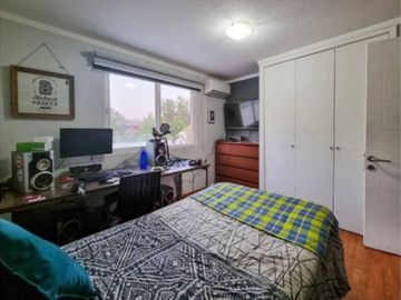 ESPECTACULAR Y AMPLIA CASA EN EXCLUSIVO CON...