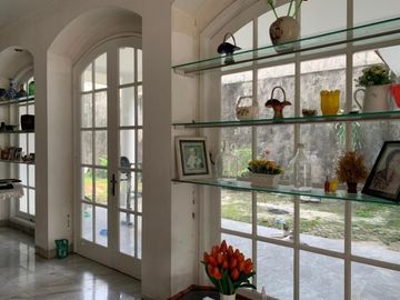 Rumah 2 lantai hook dalam komplek bukit cinere indah