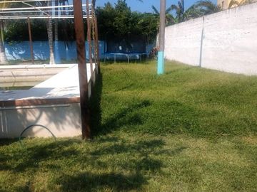 Linda propiedad Mata de uva con construcción  a 50 mts de la playa 1200m2