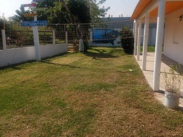 Linda propiedad Mata de uva con construcción  a 50 mts de la playa 1200m2