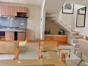 Casa en Venta en FracVilla Asturiana, León Gto.a 700m del puente del Milenio Modelo OVIEDO.