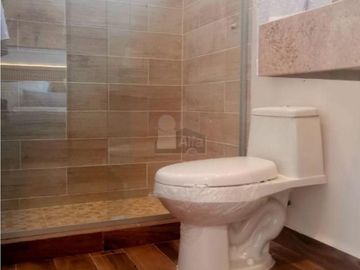 Casa en Venta en FracVilla Asturiana, León Gto.a 700m del puente del Milenio Modelo OVIEDO.