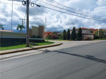 Sea Confiable Vende Casas Mystic City La Chorrera.