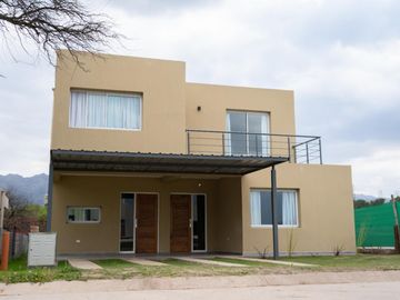 DUPLEX EN COUNTRY CANTERA EN VENTA