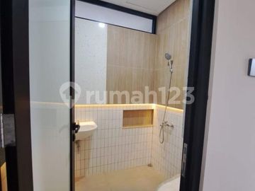 Dijual Rumah Cantik Brand New Fasad Modern Contemporer di Nusa Loka BSD City